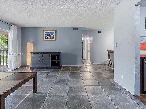 5th image of 3083 N Oakland Forest Dr APT 206