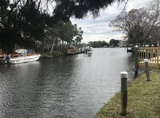 5273 S Riverside Dr, Homosassa, FL 34448