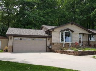 N4287 Maple Dr, Iron Ridge, WI 53035