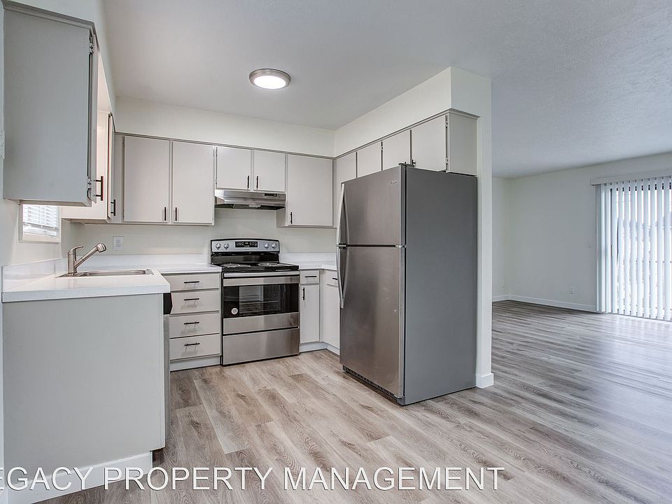1st image of 847 NE 55th Ave #10740257