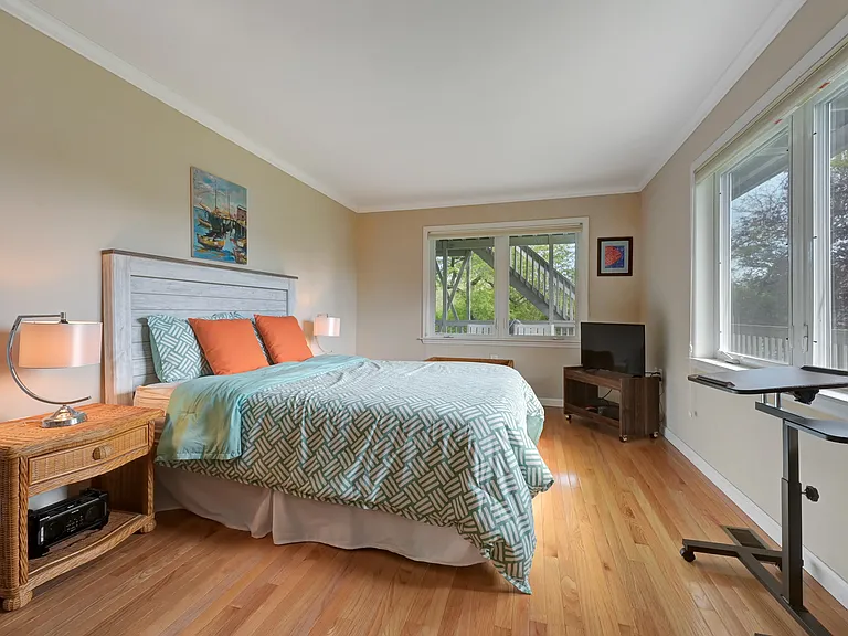 10 Upper Firestone Rd — Photo 12