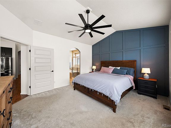5th image of 9943 Norfolk Street
