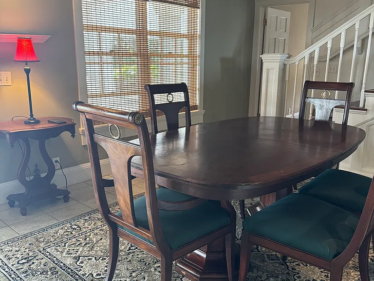Enjoy formal indoor dining while knowing that outside offers lanai dining with views, rain or shine.