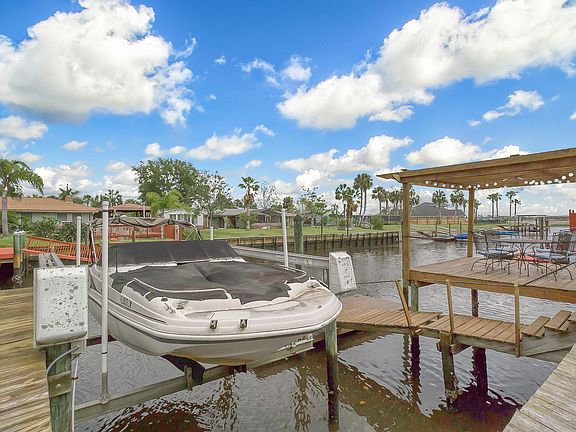 5th image of 14635 Plumosa Dr