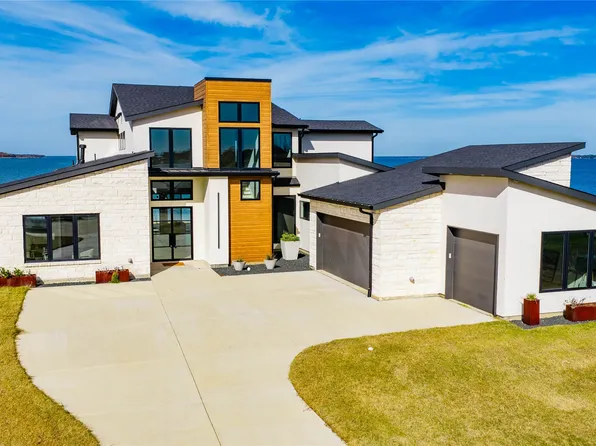 104 Mary Ct, Gun Barrel City, TX 75156