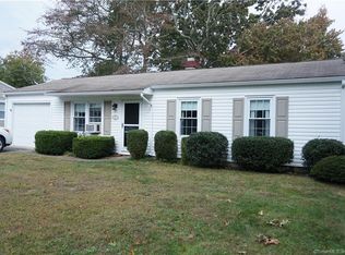 12 Attawan Rd, Niantic, CT 06357