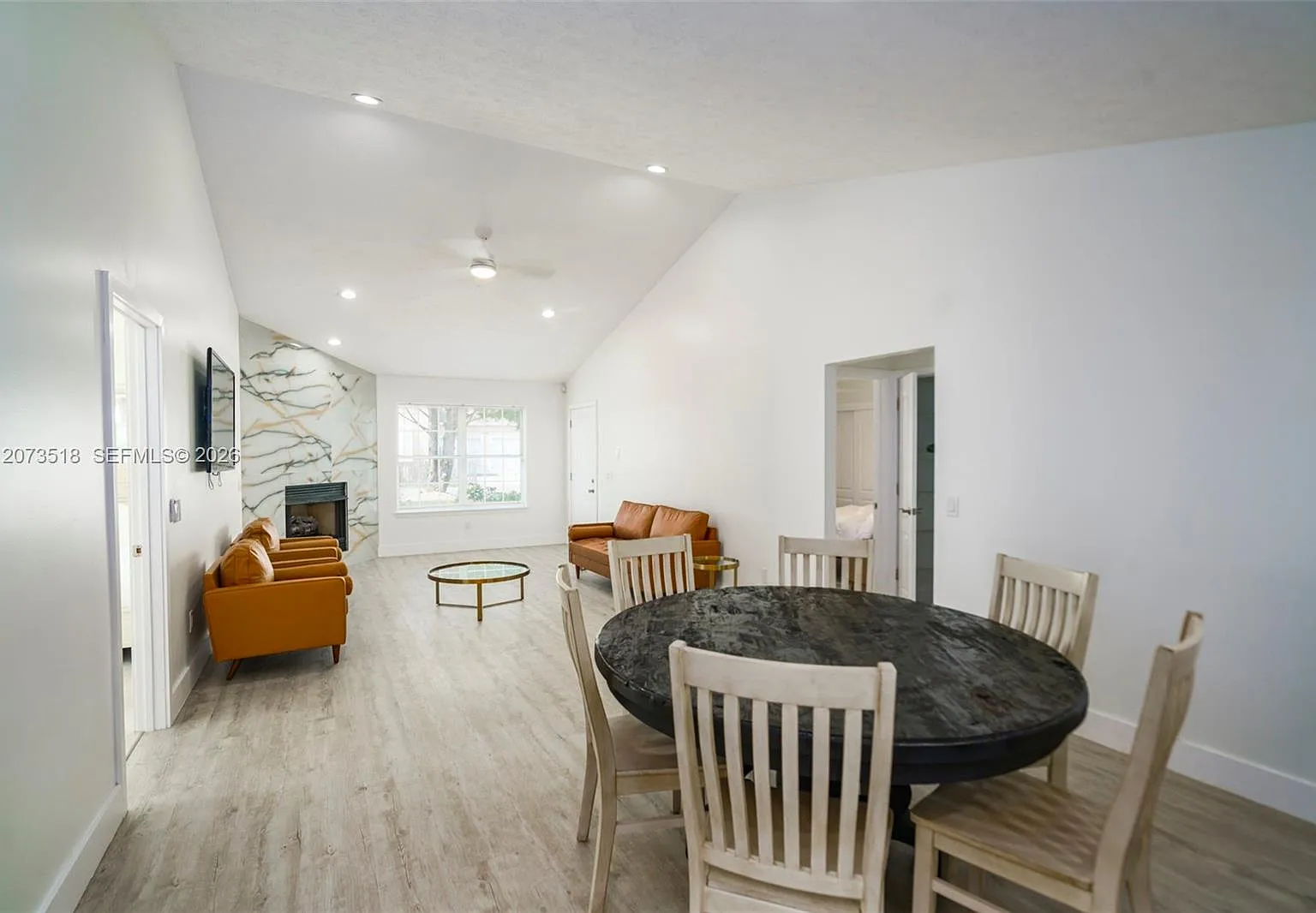 3 bed, 2.0 bath, $3,895 — Photo 4