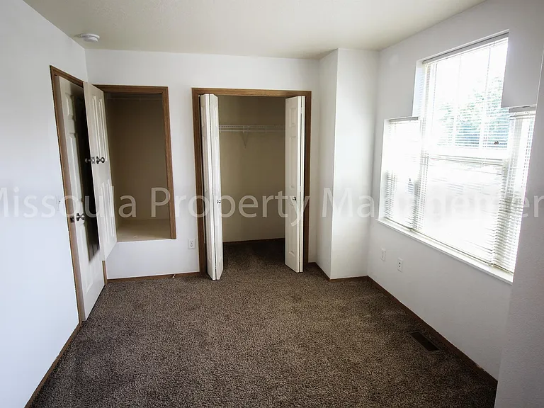 2108 W Kent Ave #A & B — Photo 8