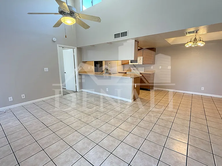 633 W Southern Ave #1147 — Photo 5