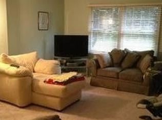 135 Quaker Ridge Dr, Akron, OH 44313