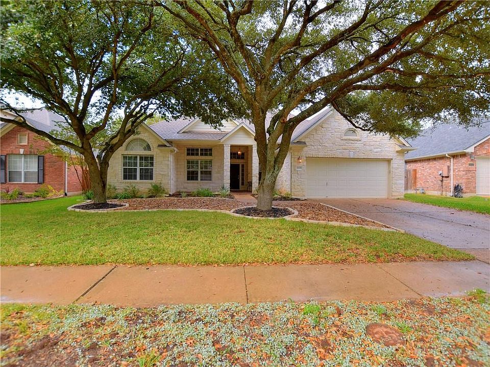 1st image of 2609 Henley Dr