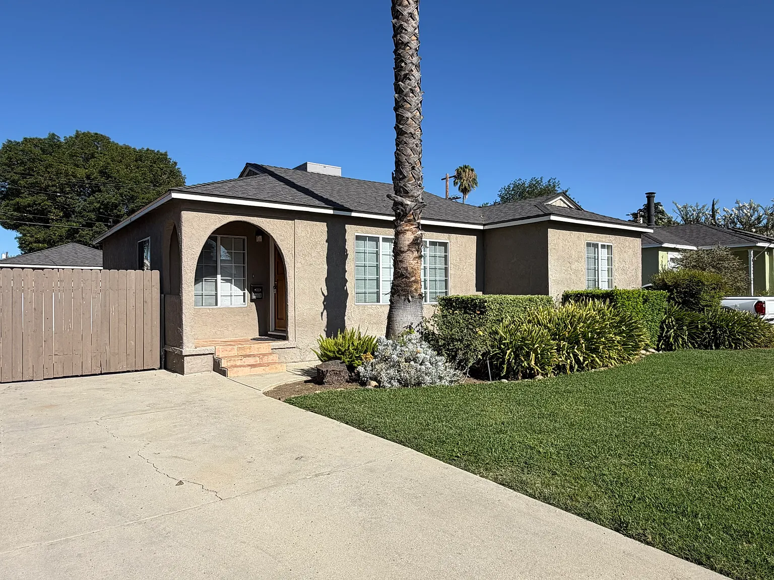 3 bed, 1467 sqft, $3,900 — Photo 3