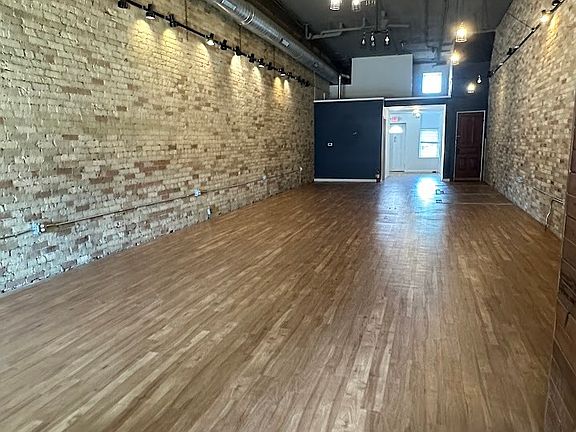5th image of 302 Main St #1