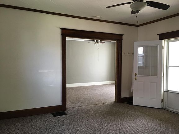3rd image of 401 N 21st St