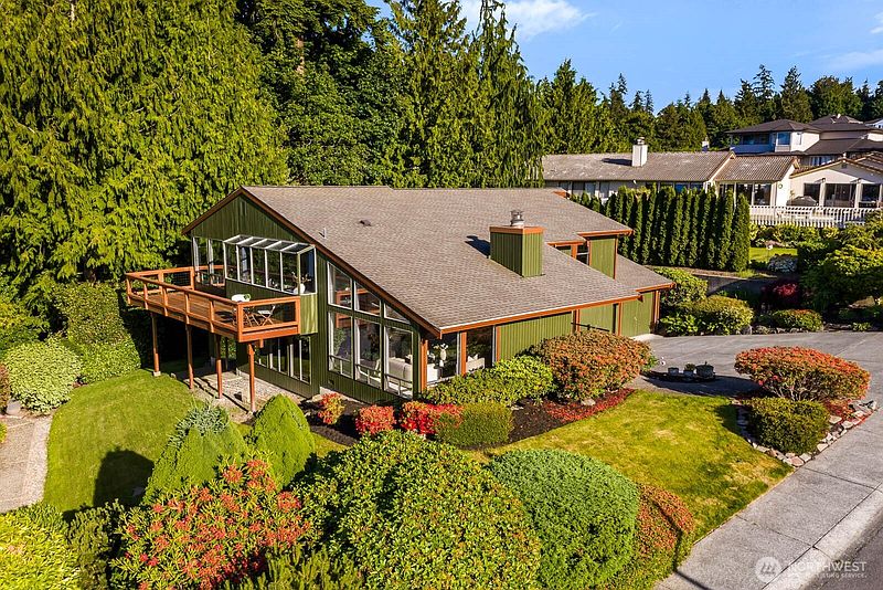 3rd image of 5119 23rd Ave W