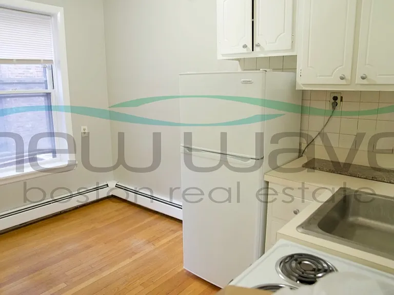 38 Garden St #1 — Photo 3