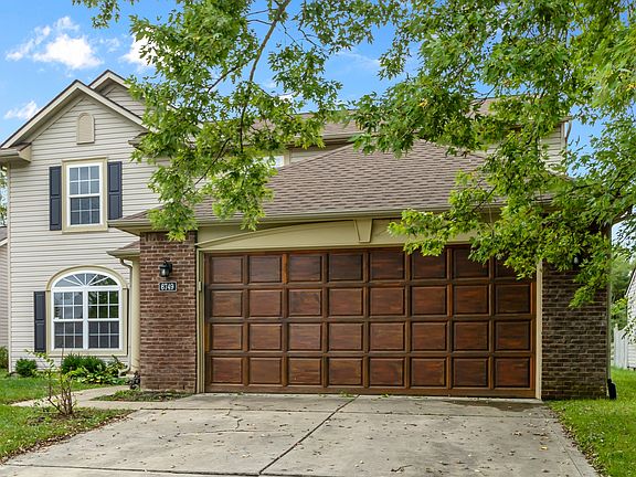 3rd image of 6749 Lexington Cir
