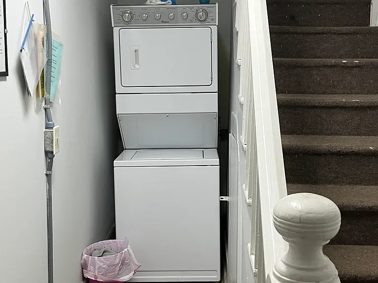 310 N Bennett St — Photo 14
