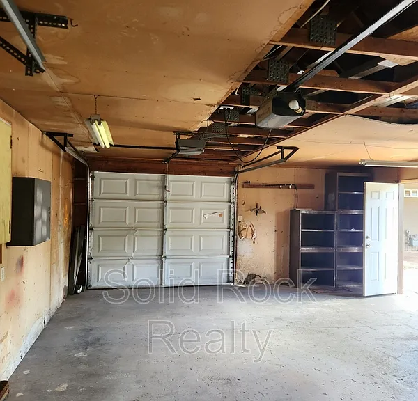 3301 Pennsylvania Ave — Photo 13