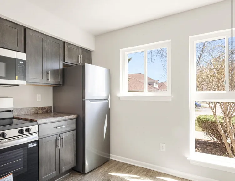 863 W Puetz Rd — Photo 12
