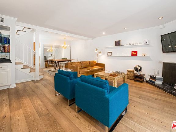 3rd image of 624 Wilcox Ave #28
