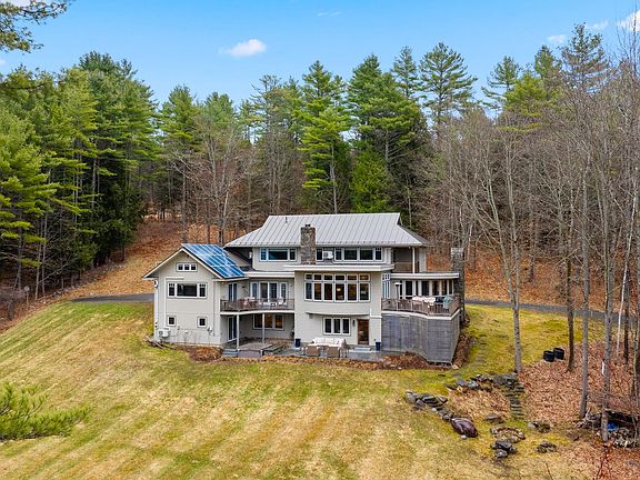 2nd image of 240 Douglas Road