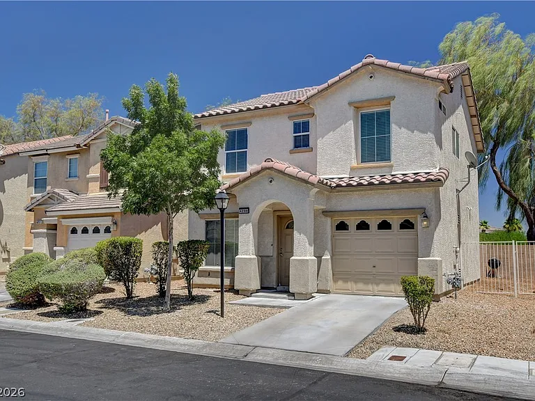 4208 Perfect Drift St — Photo 2