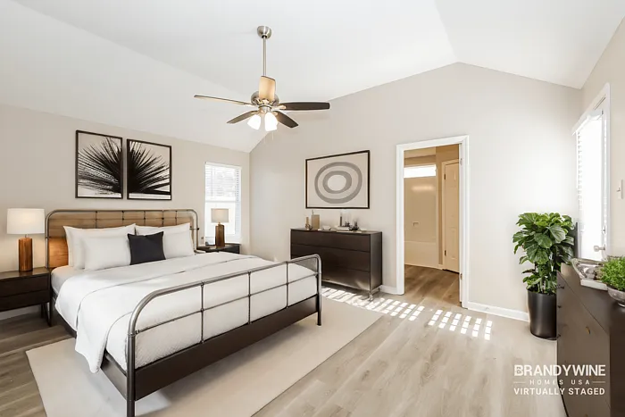 8077 Sandywood Ln — Photo 10