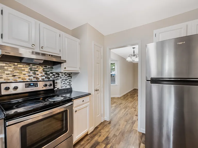 8125 Perry Creek Rd — Photo 8