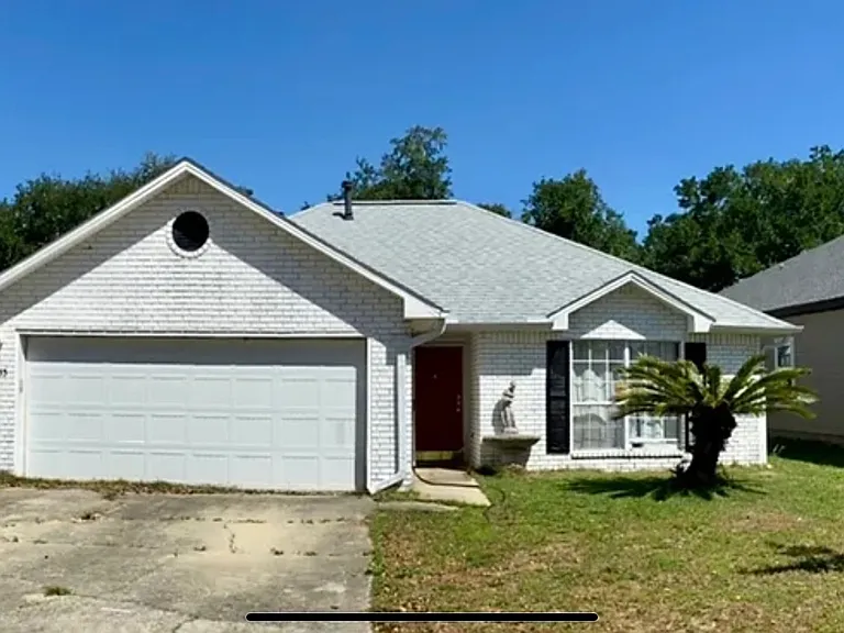 853 Ladner Dr #B — Photo 1