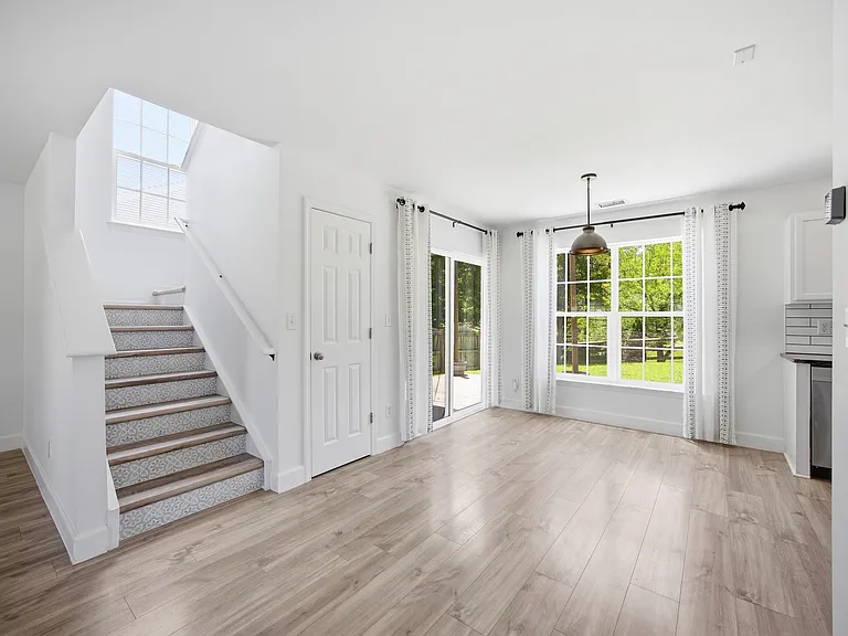 8502 Appledale Dr — Photo 8
