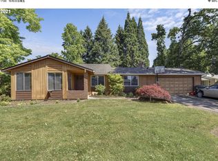 3975 NE Azalea St, Hillsboro, OR 97124