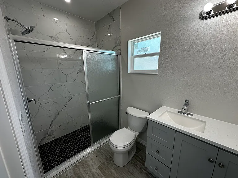7701 Nixon Ave — Photo 9