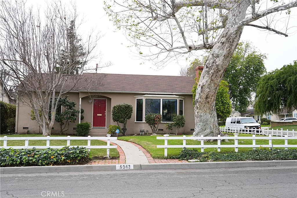 3 bed, 1471 sqft, $4,000 — Photo 2