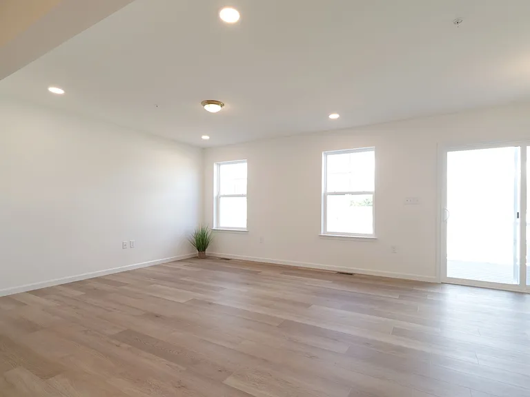 155 Bristlewood Ln — Photo 19