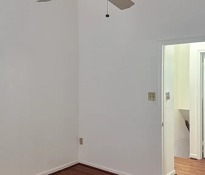 9113 Glenville Rd — Photo 2