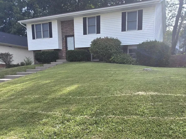 5303 Scherr Dr, Jefferson City, MO 65109