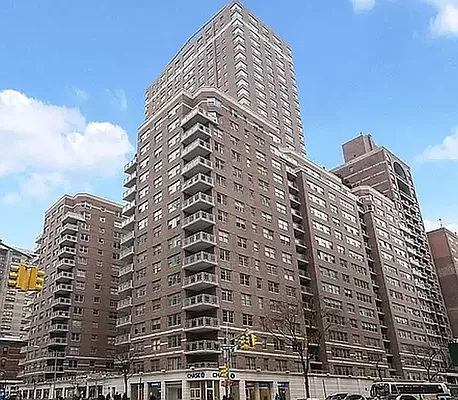 Sold by Compass | media 24