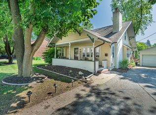 109 Hacker St, Rochester Hills, MI 48307