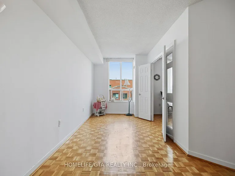284 Bloor St W #903 — Photo 11
