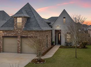 608 Birchview Dr, Broussard, LA 70518