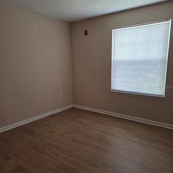5824 Lake Pointe Village Cir #504 — Photo 14