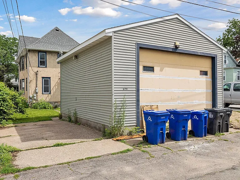 674 Orange Ave E #2 — Photo 14