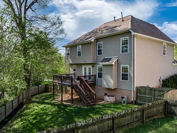 2nd image of 2102 Burgess Ln