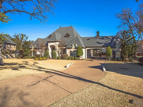 2nd image of 1402 Norwegian Wood Ct