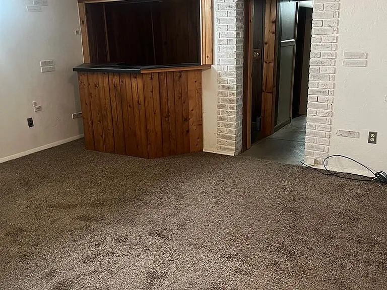 16246 Edgewood Ave — Photo 8