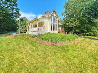 154 Old Mill Dr, Shohola, PA 18458