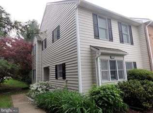 1006 N Glen Dr, Glen Mills, PA 19342