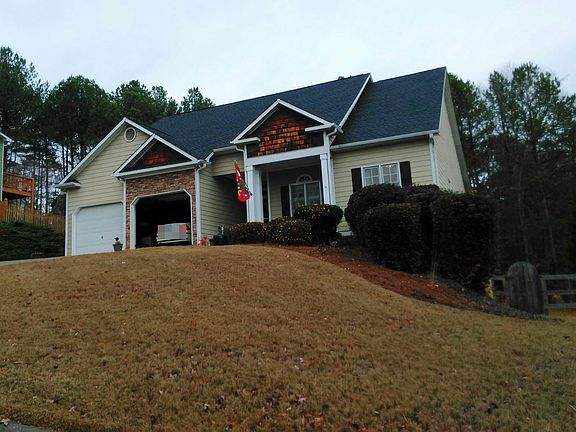 3rd image of 1065 Walnut Creek Dr
