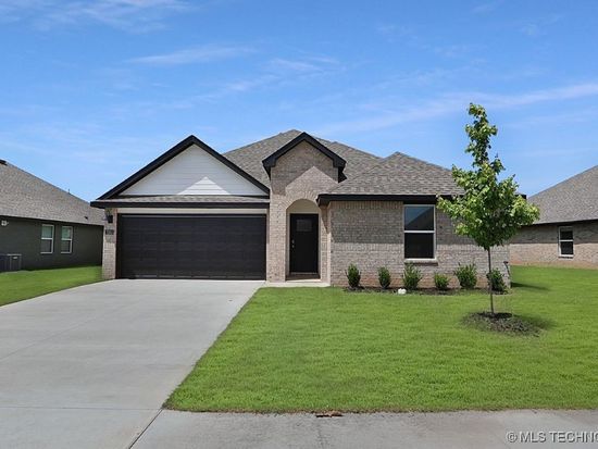 7233 E 155th Pl S, Bixby, OK 74008